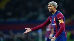 Ronald Araújo está no ponto: «Sinto-me mais confiante»