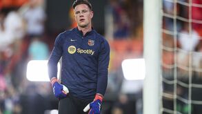 Guerra aberta no Barcelona: Ter Stegen perde braçadeira de capitão