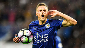 Jamie Vardy celebra golo pelo Leicester City 