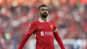 «Podem dizer-nos como, onde e porquê?»: Salah questiona UEFA sobre a morte do 'Pelé da Palestina'