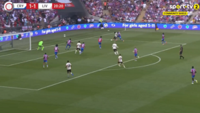 Queria cruzar ou foi intencional? O grande golo de Frimpong na estreia oficial pelo Liverpool