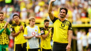 Juventus vence na despedida de Hummels