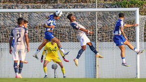 FC Porto B-Feirense, 0-0: equipas em reconhecimento e poucas oportunidades