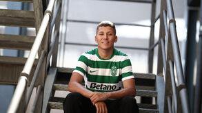 Kauã Oliveira assina pelo Sporting em definitivo