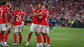 Benfica vence com destaque para Aursnes e Schjelderup