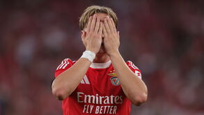 Benfica deixa 'bicada' ao Nice mas comete gaffe