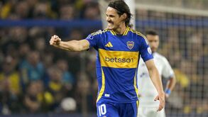 Edinson Cavani festeja com a camisola do Boca 