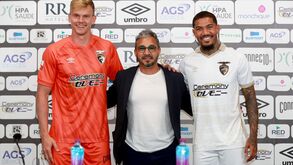 Douglas Friedrich e Zé Gabriel alargam opções no Portimonense