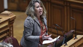 Morreu Teresa Caeiro, ex-deputada do CDS e antiga vice-presidente do Parlamento