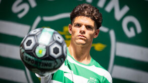 Leonardo Paulin chega de Faro para reforçar a formação do Sporting