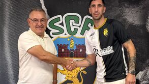 Farense oficializa contratação do avançado Dorregaray