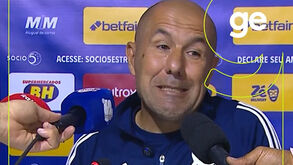 Leonardo Jardim arrasa arbitragem e fala em 