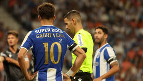 FPF chumba arbitragem do FC Porto-V. Guimarães e dá a melhor nota ao Casa Pia-Sporting: as avaliações do CA