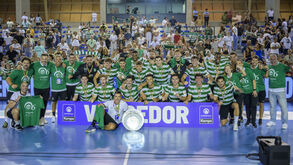 A crónica do Sporting-FC Porto, 36-29: Leão abate dragão e conquista o tri na Supertaça