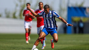 Brayan Caicedo entre os eleitos para a receção ao Casa Pia