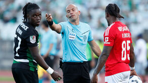 Ainda a final da Taça de Portugal: Benfica multado em 816 euros após arrasar arbitragem