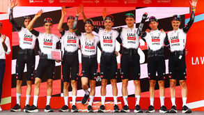 UAE Emirates vence contrarrelógio na Vuelta, Vingegaard lidera