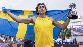 Armand Duplantis revalida título da Diamond League, mas sem o brilho habitual