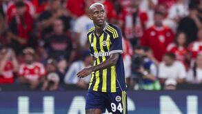 Talisca: «Mourinho já tinha falado sobre o árbitro. Na época passada complicou um jogo nosso...»