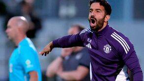 Rúben Amorim analisado por especialista em linguagem corporal.
