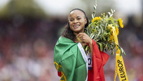 Fatoumata Diallo bate recorde nacional nos 400 metros em Zurique