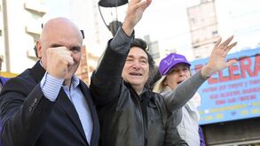 Javier Milei embirra com Riquelme: «Foi eleito por um adepto do River»