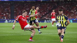 Aktürkoglu do Galatasaray negocia com o Benfica, apesar de rumores do Fenerbahçe