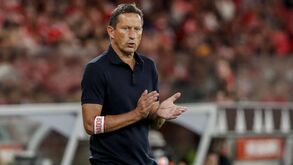Impresa turca coloca Roger Schmidt na lista de possíveis sucessores de Mourinho no Fenerbahçe