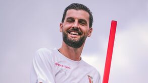 Sp. Braga inclui reforço Grillitsch na lista de 33 jogadores inscritos na Liga Europa