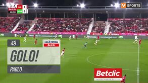 Sentou um, tirou o segundo e atirou a contar: o grande golo de Pablo frente ao Moreirense