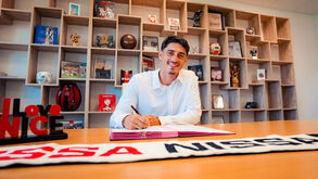 Tiago Gouveia assina pelo Nice. Jogador emprestado pelo Benfica