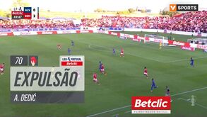 O lance que valeu a expulsão de Dedic diante do Alverca