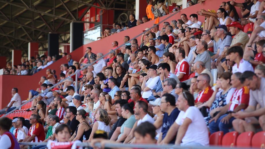 Adeptos vão poder ao jogo de pré-época do AVS SAD no estádio