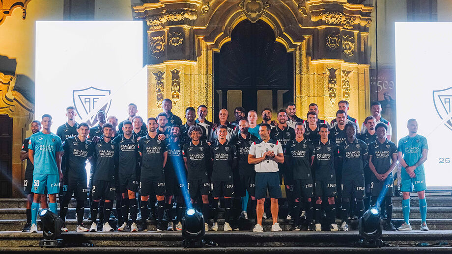 Académico de Viseu apresentou plantel para a época no Adro da Sé, Viseu