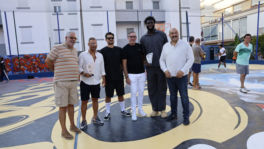 Neemias Queta e Nuno Belchior (futebol de praia) homenageados no Barreiro