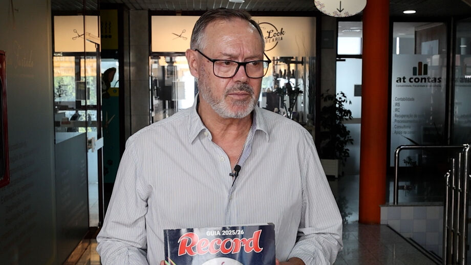 Apostou numa defesa forte, maioritariamente composta por benfiquistas