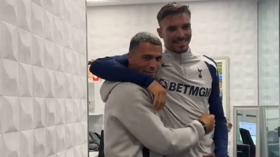 Médio e lateral jogaram juntos no Sporting e agora vão voltar a partilhar o balneário