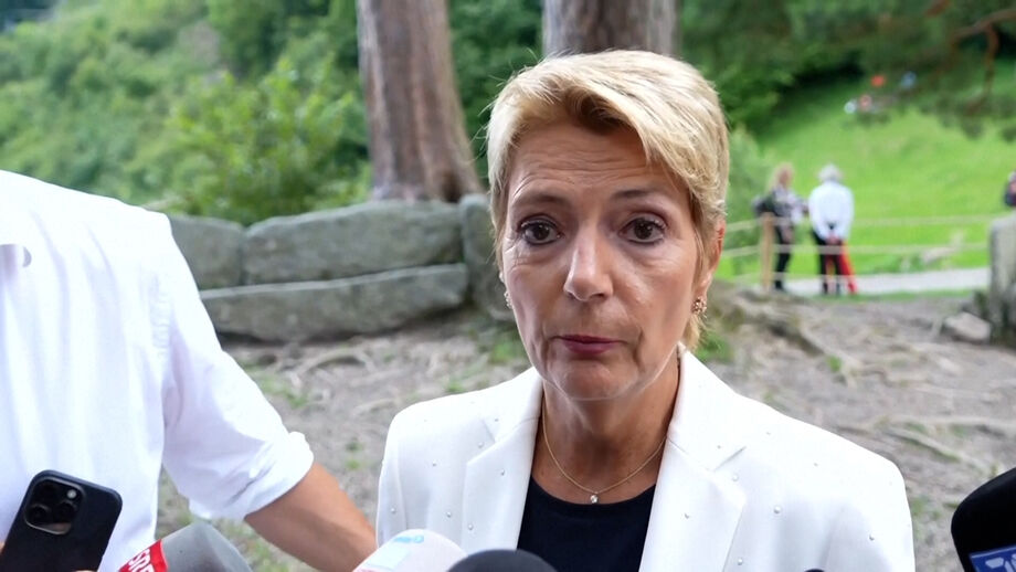 Karin Keller mostra-se preocupada