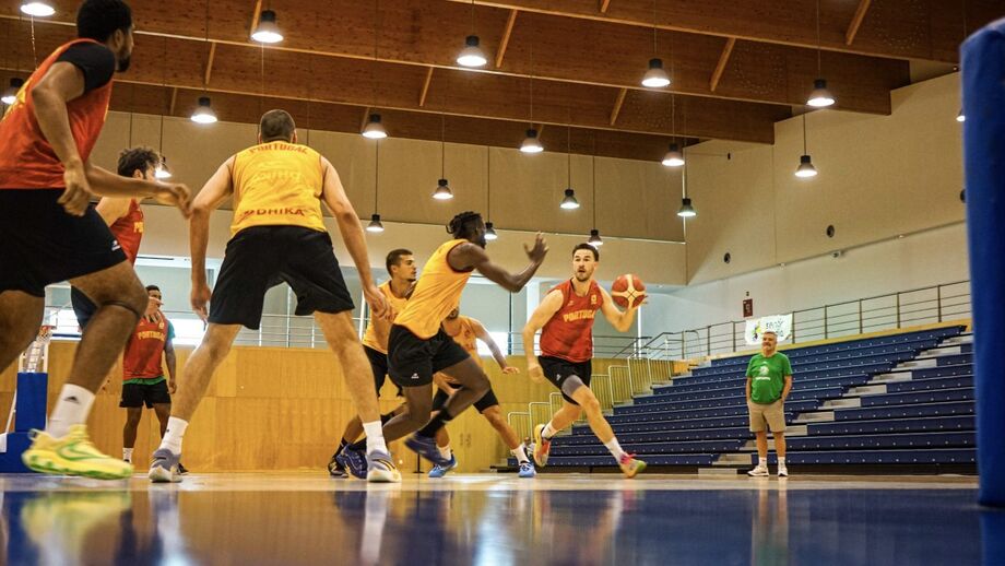 Portugal defronta Espanha em Málaga num jogo particular de preparação para o EuroBasket