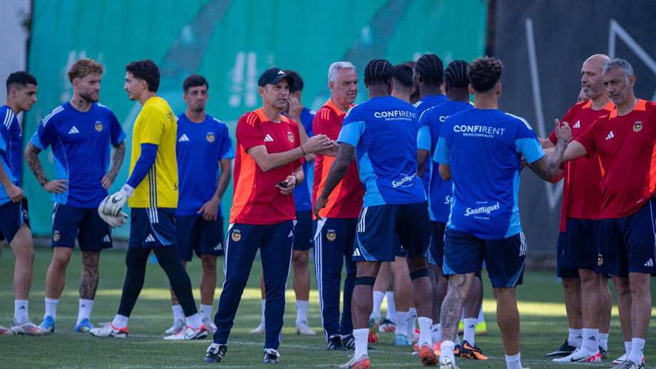 Al Nassr prepara duelo com o Rio Ave para mostrar sistema