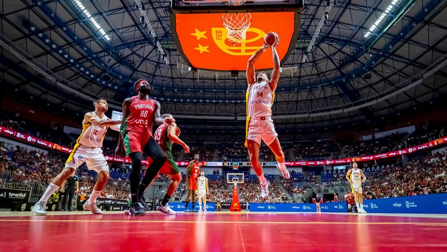 Portugal vence Espanha 