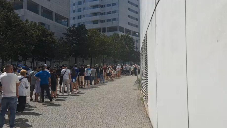 Portas abriram às 15 horas e encerram às 22