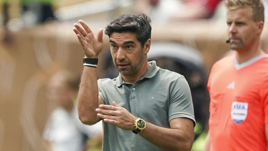 Abel Ferreira, treinador português, num jogo no Brasil