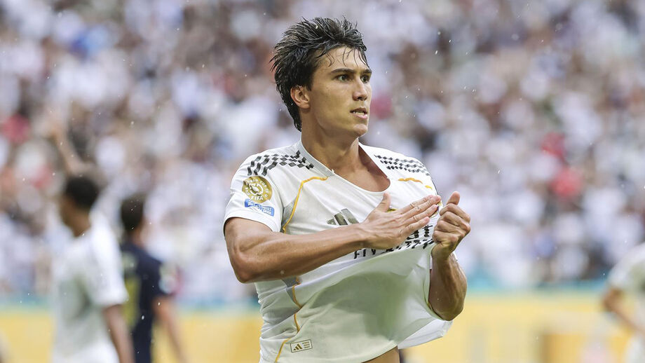 Gonzalo García renova com o Real Madrid até 2030 e integra a equipa principal