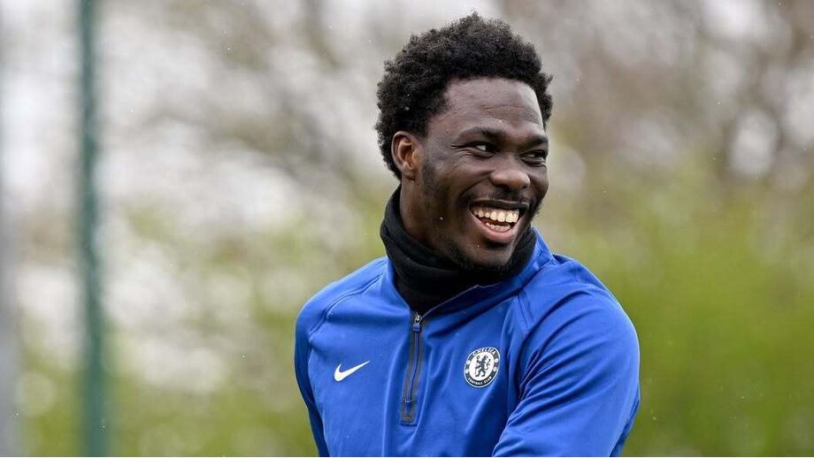 Datro Fofana, avançado costa-marfinense do Chelsea, pode reforçar o Nice