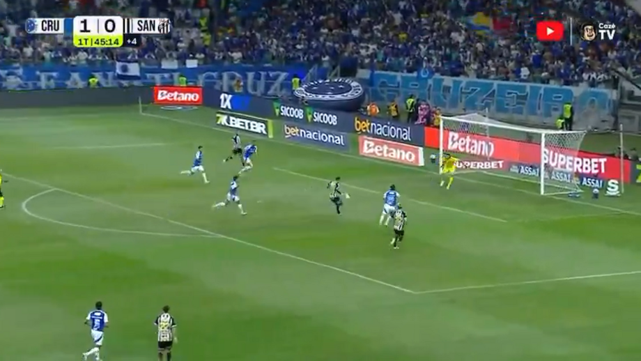Avançado do Santos atirou muito mal