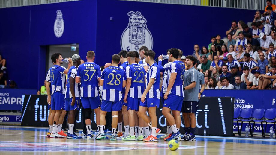 FC Porto venceu o Dunkerque por 28-27 num jogo-treino na Bretanha