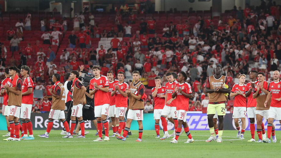 Benfica volta a deixar 'bicada': «A primeira vez foi tão 'nice' que tivemos de repetir»