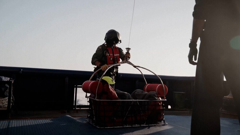 Na embarcação seguiam 66 pessoas