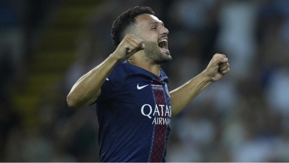 Gonçalo Ramos festeja conquista da Supertaça Europeia